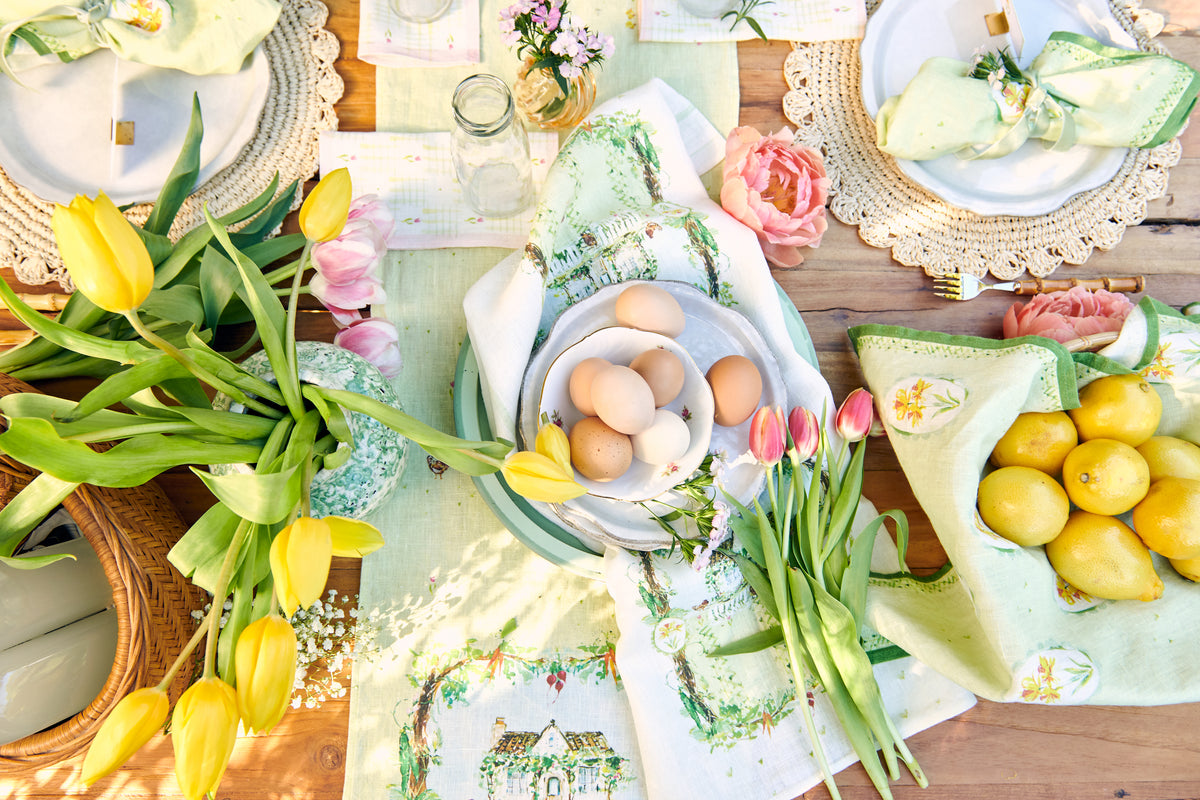 English Cottage Table Runner